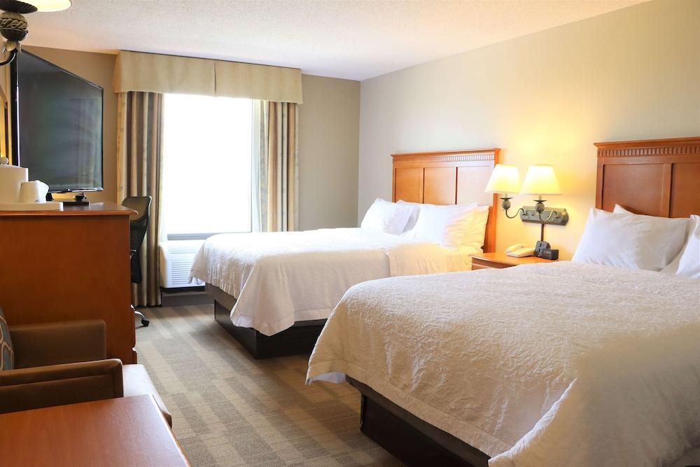Hampton Inn & Suites תיבודו מראה חיצוני תמונה