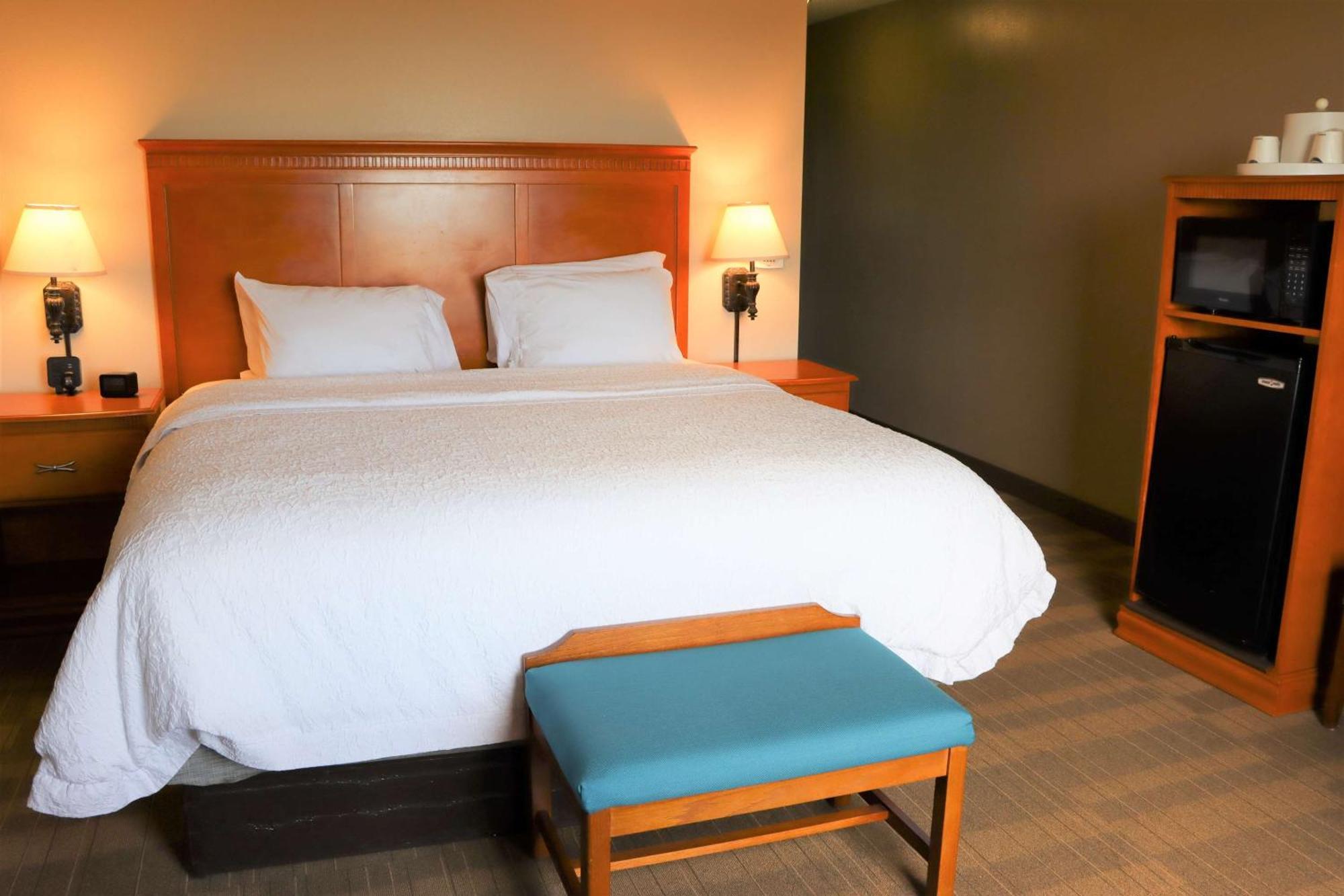 Hampton Inn & Suites תיבודו מראה חיצוני תמונה