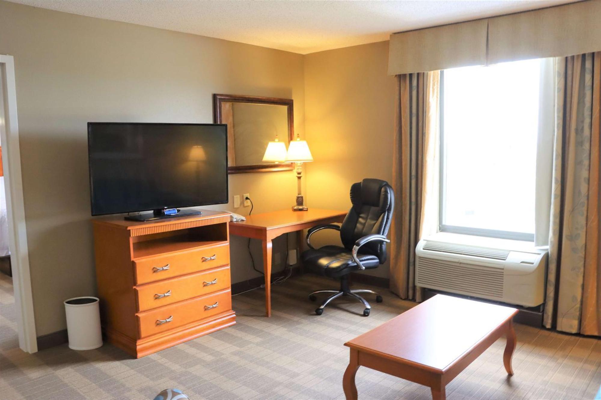 Hampton Inn & Suites תיבודו מראה חיצוני תמונה