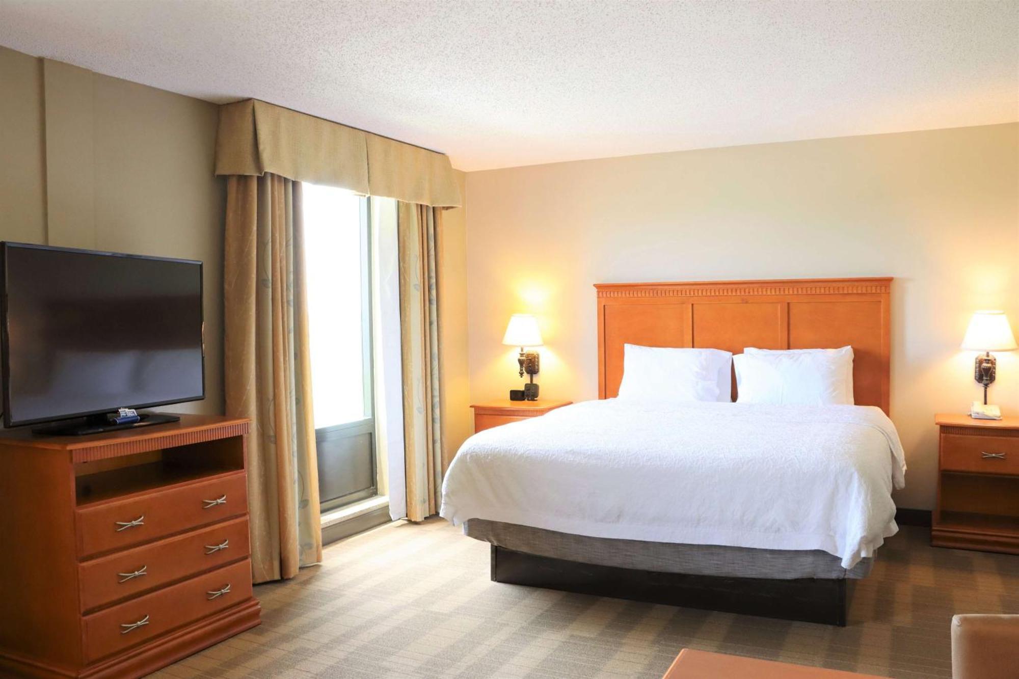 Hampton Inn & Suites תיבודו מראה חיצוני תמונה